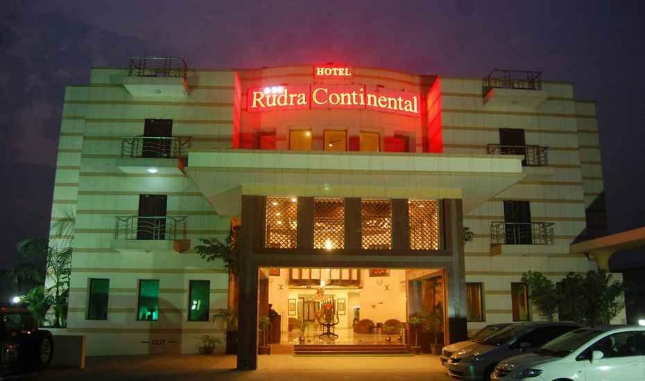 Hotel Rudra Continental Rudrapur Kültér fotó