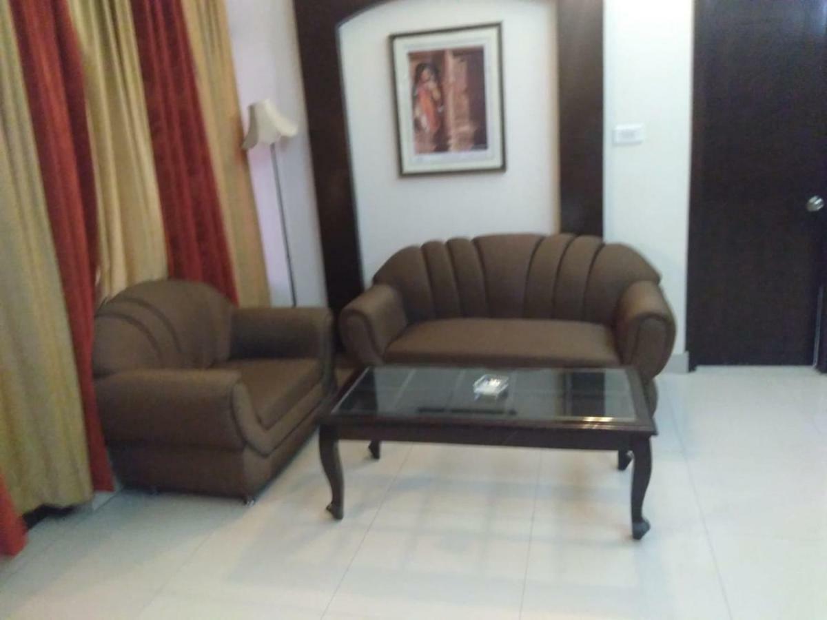 Hotel Rudra Continental Rudrapur Kültér fotó